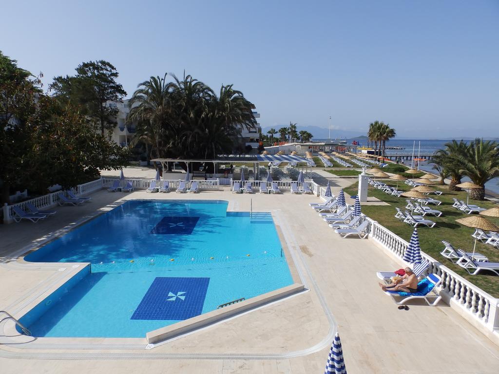 Club Blue White All Inclusive Turgutreis Exterior foto
